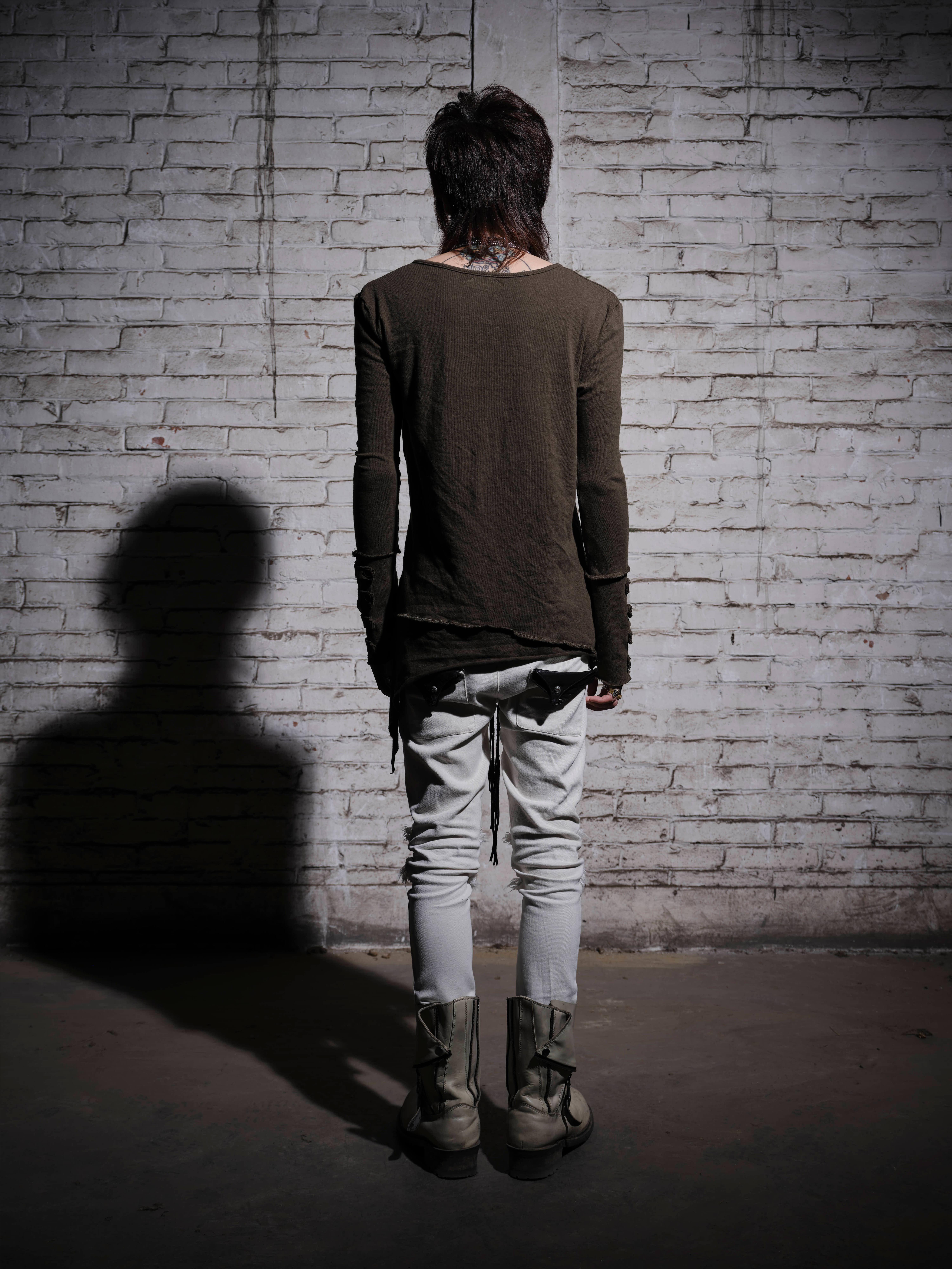 EXILE - Image 5